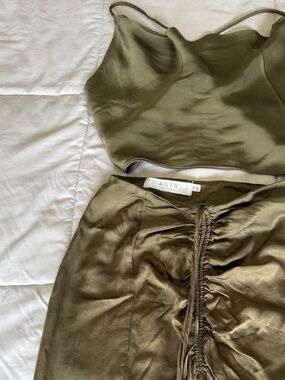 ASTR Olive Satin Set (Top + Skirt) XS